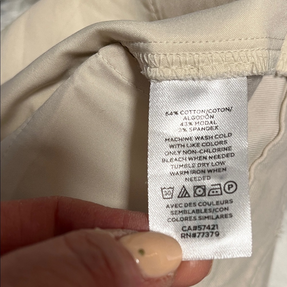 Ann Taylor NWOT Beige Straight Leg Pants with Tie Belt High Waist, Size 6 - Picture 9 of 9